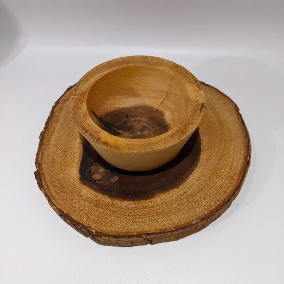 Awesome Live Edge Wood Bark Snack Nut Chip / Dip Bowl Server - Picture 4 of 9